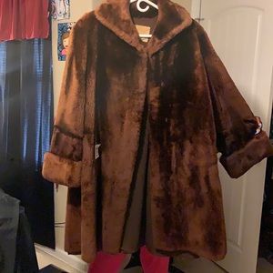 Genuine Laskin Muton Dyed Lamb